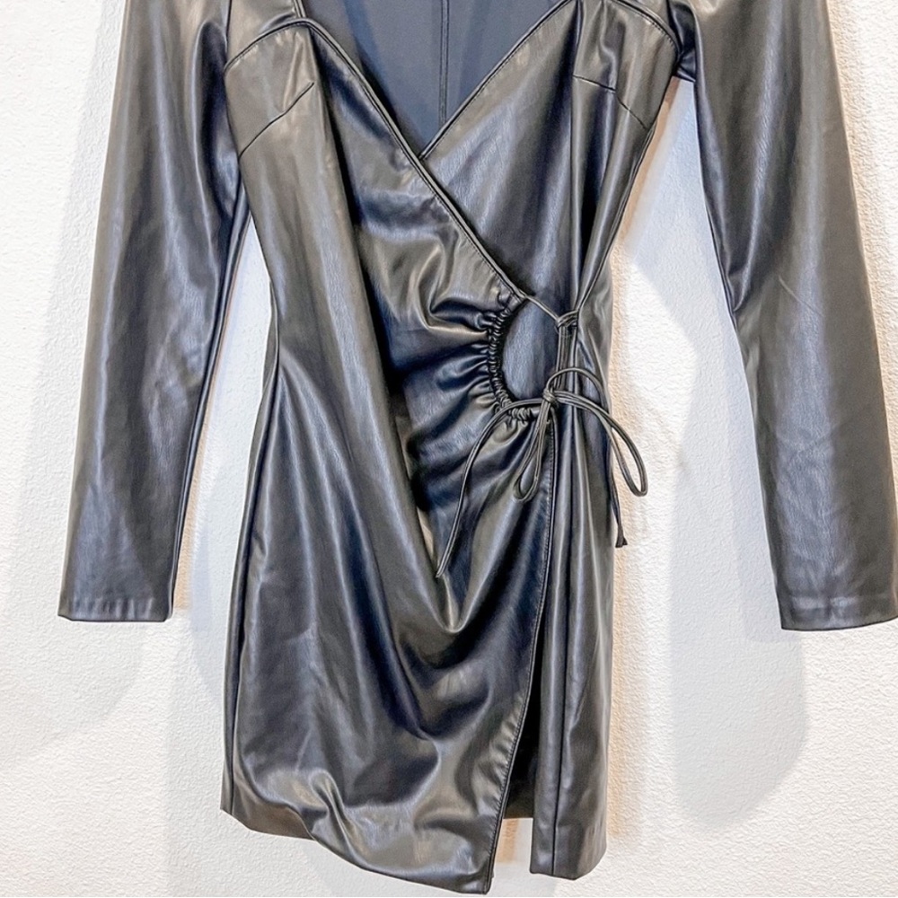 Zara Black Faux Leather Long Sleeve Mini Dress Blogger Fave Size XS - Picture 7 of 8